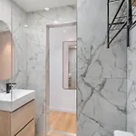 Apartment A T *
